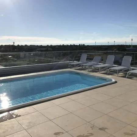 Modern With Rooftop Pool Apartman Bibione
